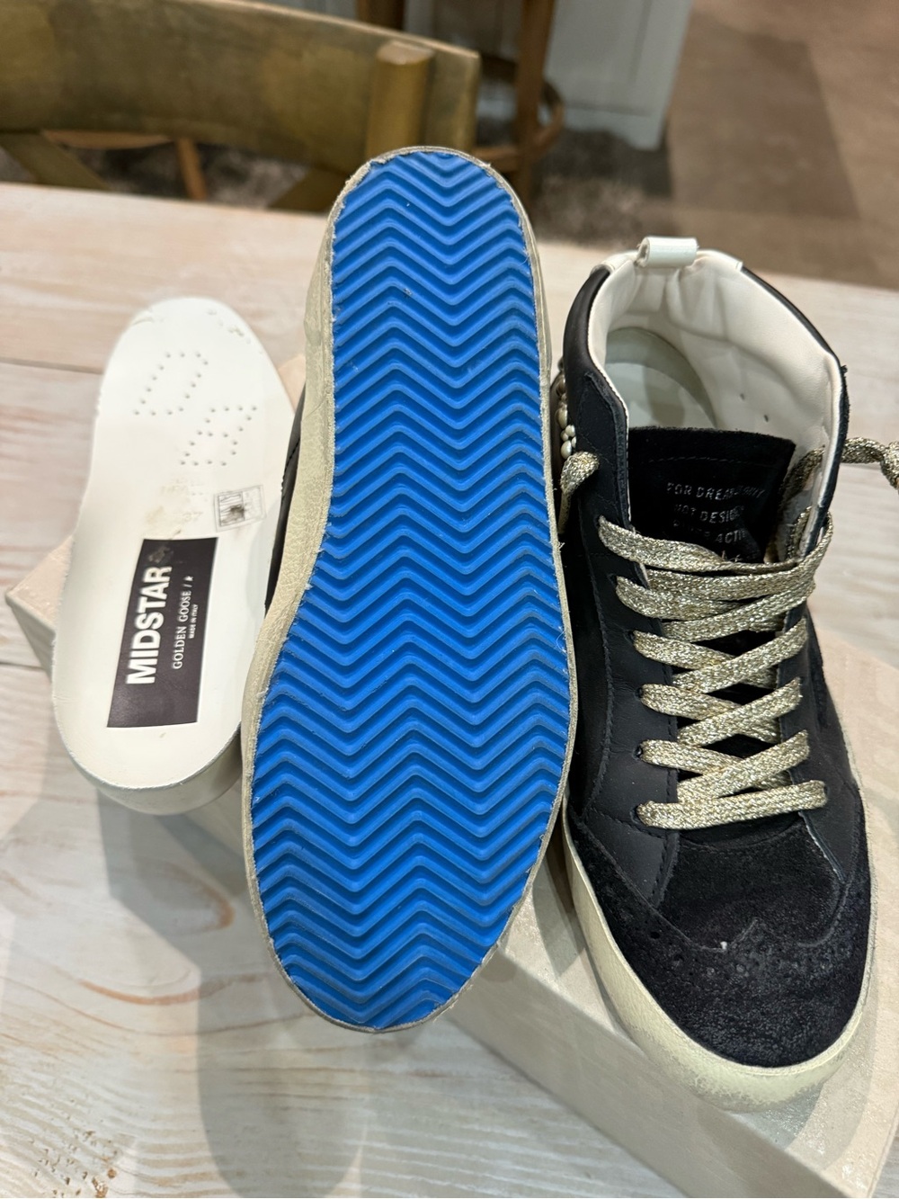 Golden Goose Black and White MIDSTAR Leather Sneaker - Picture 4 of 7